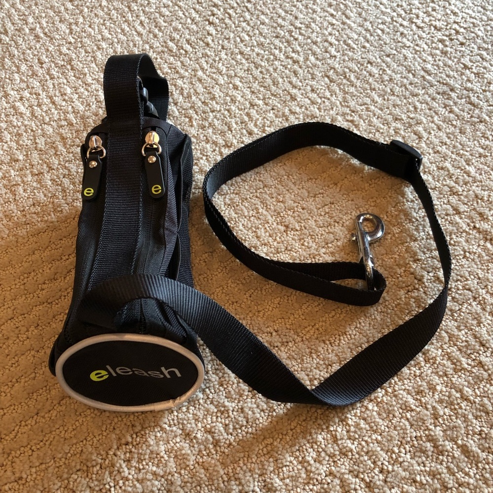 Black Dog Leash with Pouch